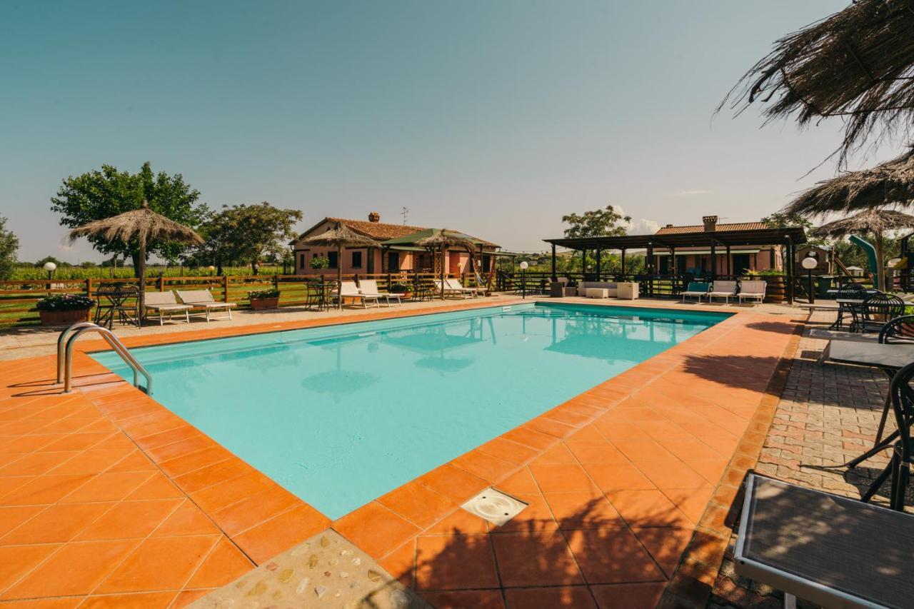 Agriturismo Il Laghetto 格罗塞托 外观 照片